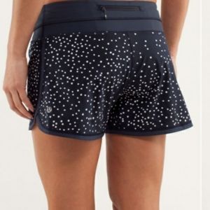 Lululemon Groovy Run Shorts Size 6